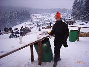 160_IMAG0068 Hinten viele Zelte